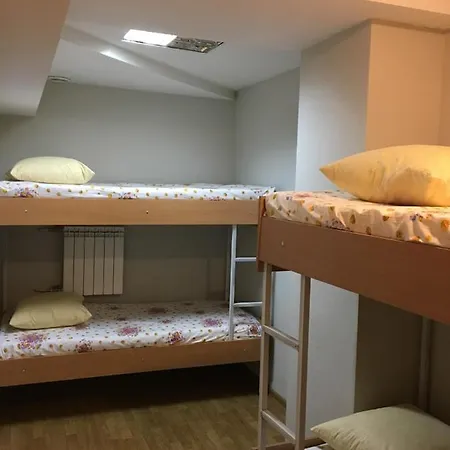 на антоновича *